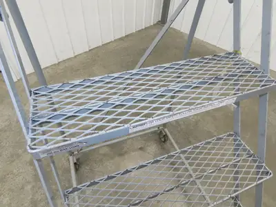 Uline H-84-110 Rolling Ladder 5 Step 10" Work Platform 50" Top Step 450lbs