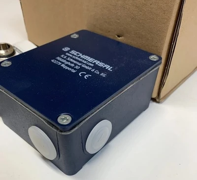 New | in-Stock SCHMERSAL 101154000 Relays & Switches Indiana US | J&J Industrial Supply #1329155