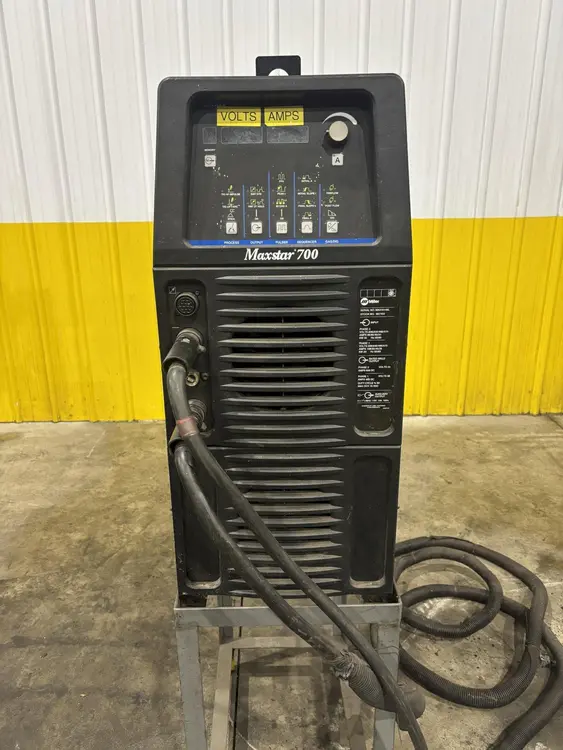 Used MILLER _UNKNOWN_ Tig Welders Ohio US | Yoder Brothers machinery 8 #91392