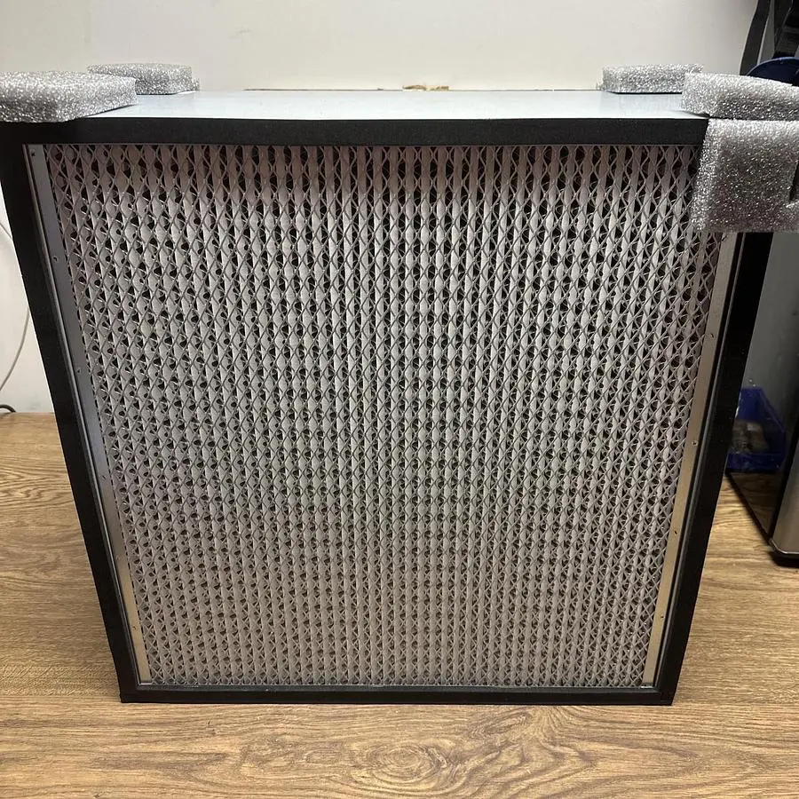 USED GLASFLOSS 24X24X12