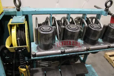 Modern 80,000 lbs. Hydraulic Die Separator