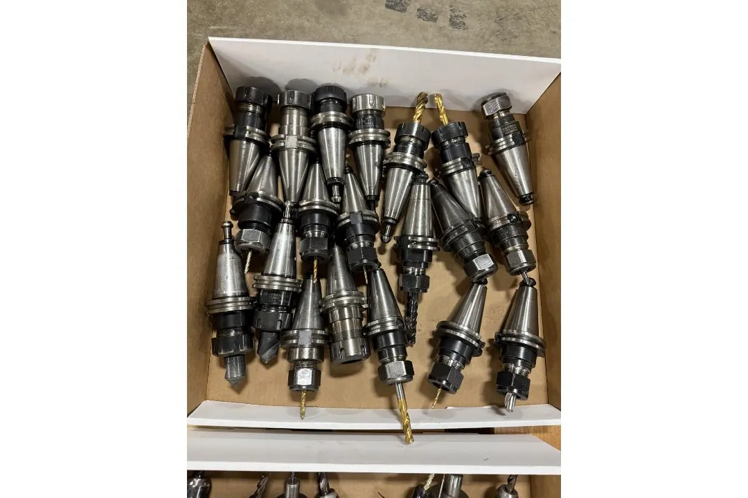 Used _UNKNOWN_ _UNKNOWN_ Collet Chucks & Fixtures Utah US | KD Auctions #1549149