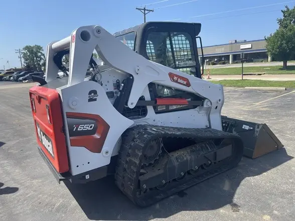 USED 2016 Bobcat T650