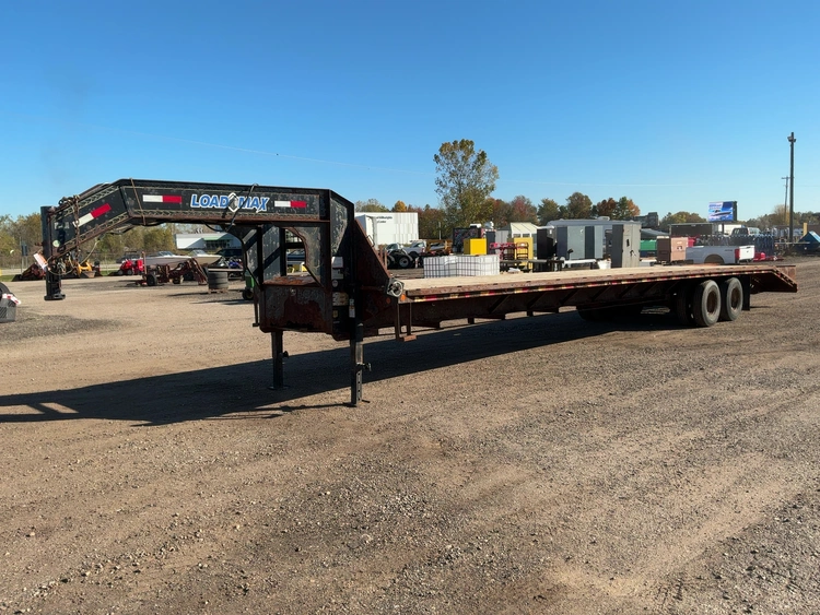 Used 2017 LOAD TRAIL 39.5' TANDEM DUAL AXLE Gooseneck Cargo Trailers Michigan US | Miedema Asset Management Group #1579248