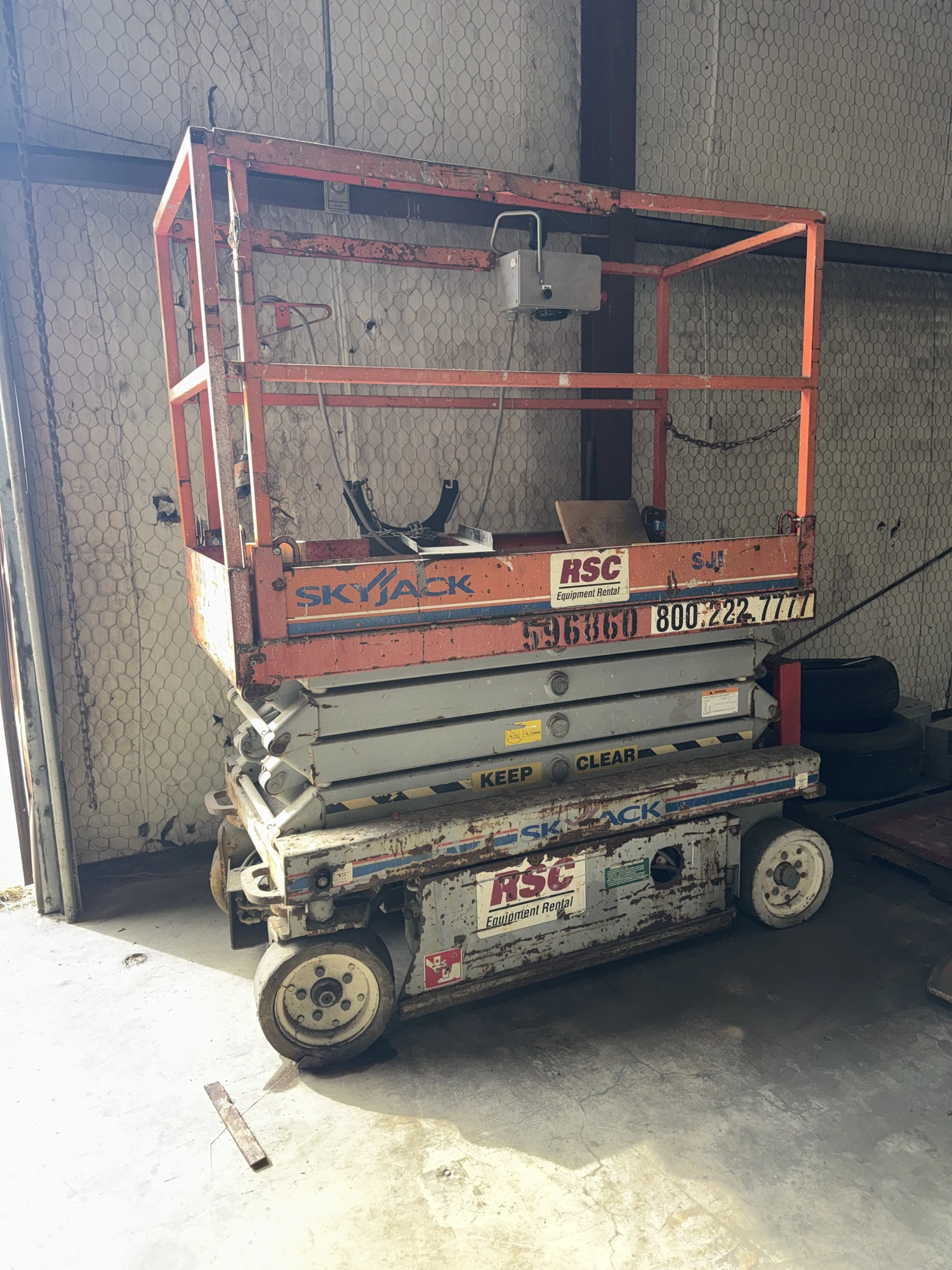 Skyjack SJI Scissor Lift