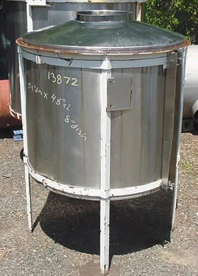 USED 500 GALLON  TANK CLOSED TOP TANK