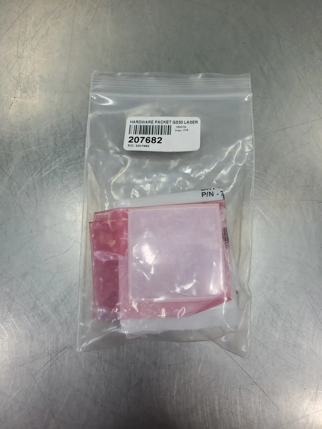 Banner 207682 Hardware Packets for QS30 Class Laser. 5D-11