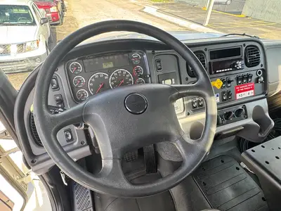 Used 2015 FREIGHTLINER M2 112 Bucket (boom) trucks Florida US | Truck and Van Outlet #1509191