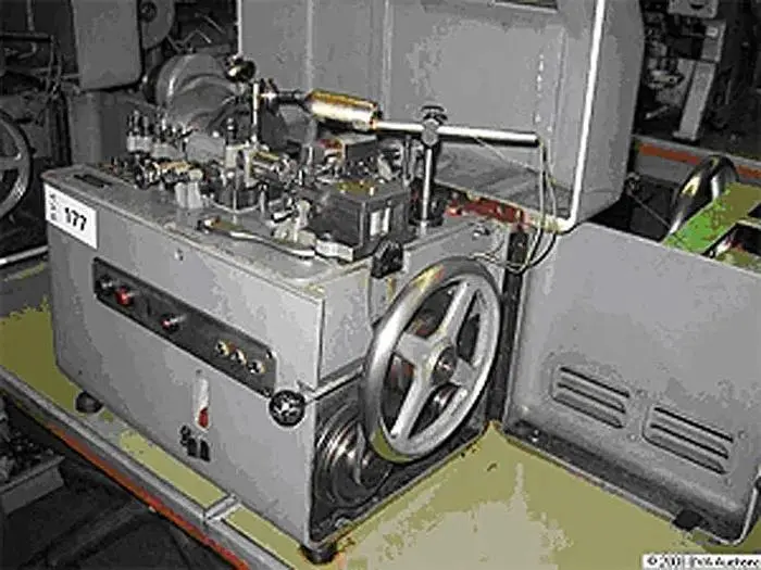Used _UNKNOWN_ _UNKNOWN_ Chain Making Machines | Gold Machinery #439821