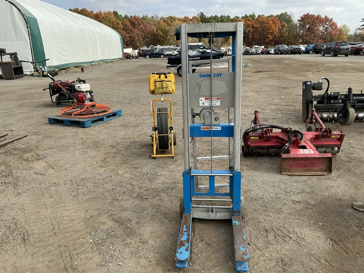 Used GENIE LIFT GL-8 Vertical Mast Lifts Michigan US | Miedema Asset Management Group #1761450