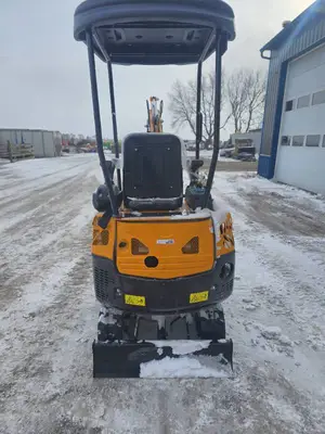 Future Mini Excavator (FT16P)