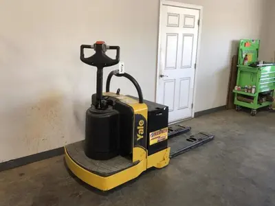 USED 2013 YALE MPE060LV