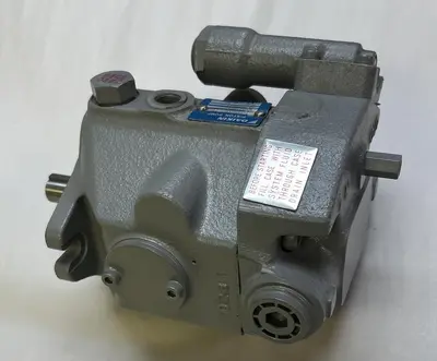 New | in-Stock DAIKIN J-V8A1RX-20 Piston Pumps Ohio US | Surplus Asset Holdings #1337605