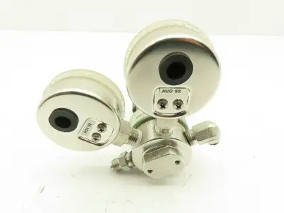 Veriflo IR400S Stainless Pressure Regulator Gas/Oxygen Dual Gauge 100 PSI
