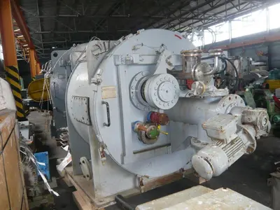 Krauss-Maffei HZ 125/3.2 SiD peeler centrifuge, Hastelloy.
