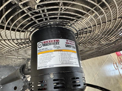 Used CENTRAL MACHINERY 30" PEDESTAL HIGH VELOCITY SHOP Axial Fans North Carolina US | MachineryMax #1352113