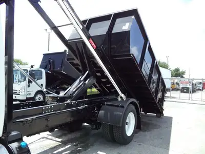 Used 2019 INTERNATIONAL _UNKNOWN_ Hooklifts & Roll-Offs Florida US | TLC Truck & Equipment #1568913