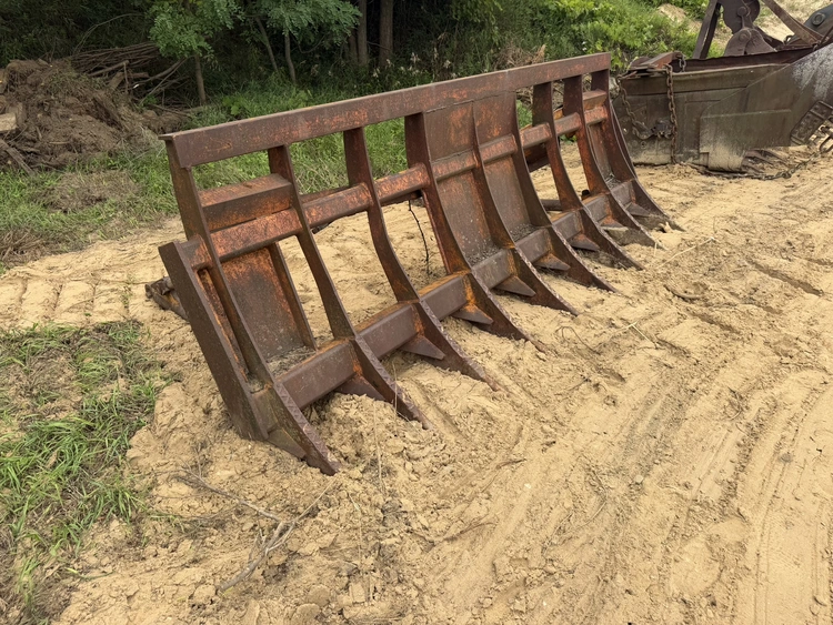 Used _UNKNOWN_ _UNKNOWN_ Landscape Rakes Michigan US | Miedema Asset Management Group #1372352