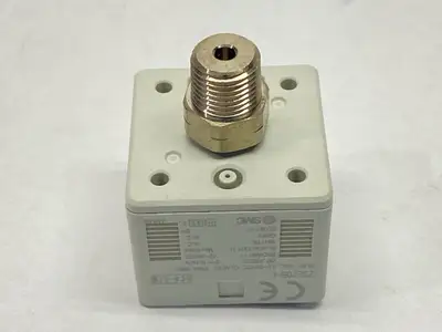 ZSE20B-L | SMC  Digital Vacuum Sensor 12-30VDC - Used
