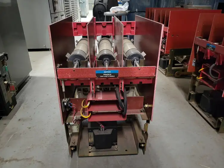 Used SIEMENS 88H3533044A1AT Switchgears British Columbia CA | Lenmark #240628