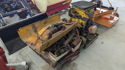 USED JOHN DEERE 300