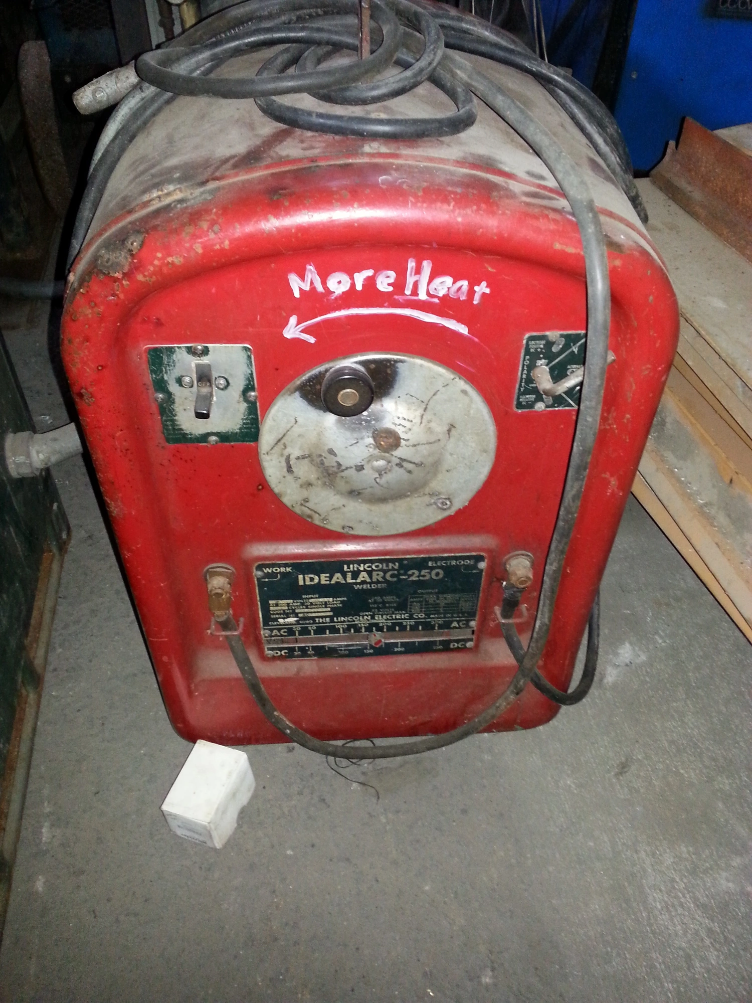USED LINCOLN IDEALARC AC/DC 250