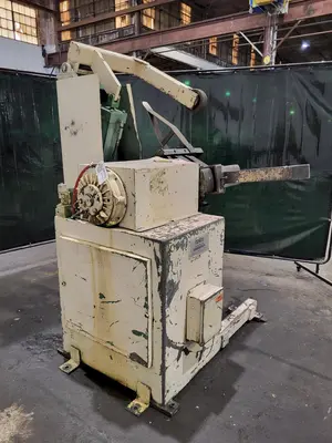 2,500 LBS X 12" DALLAS MODEL #15763E  PULL OFF UNCOILER COIL REEL : YOBRO #25361
