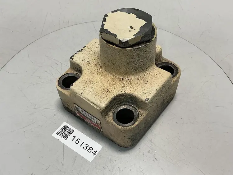 Used YUATSUSEIKO / OILIC C2G-10-0.4-40-4083A Valves/Fittings Michigan US | Ideal Machinery #689504