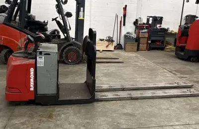 Used RAYMOND 8510-FRC60L Electric Pallet Trucks Illinois US | Mitsubishi HC Capital America #1362892