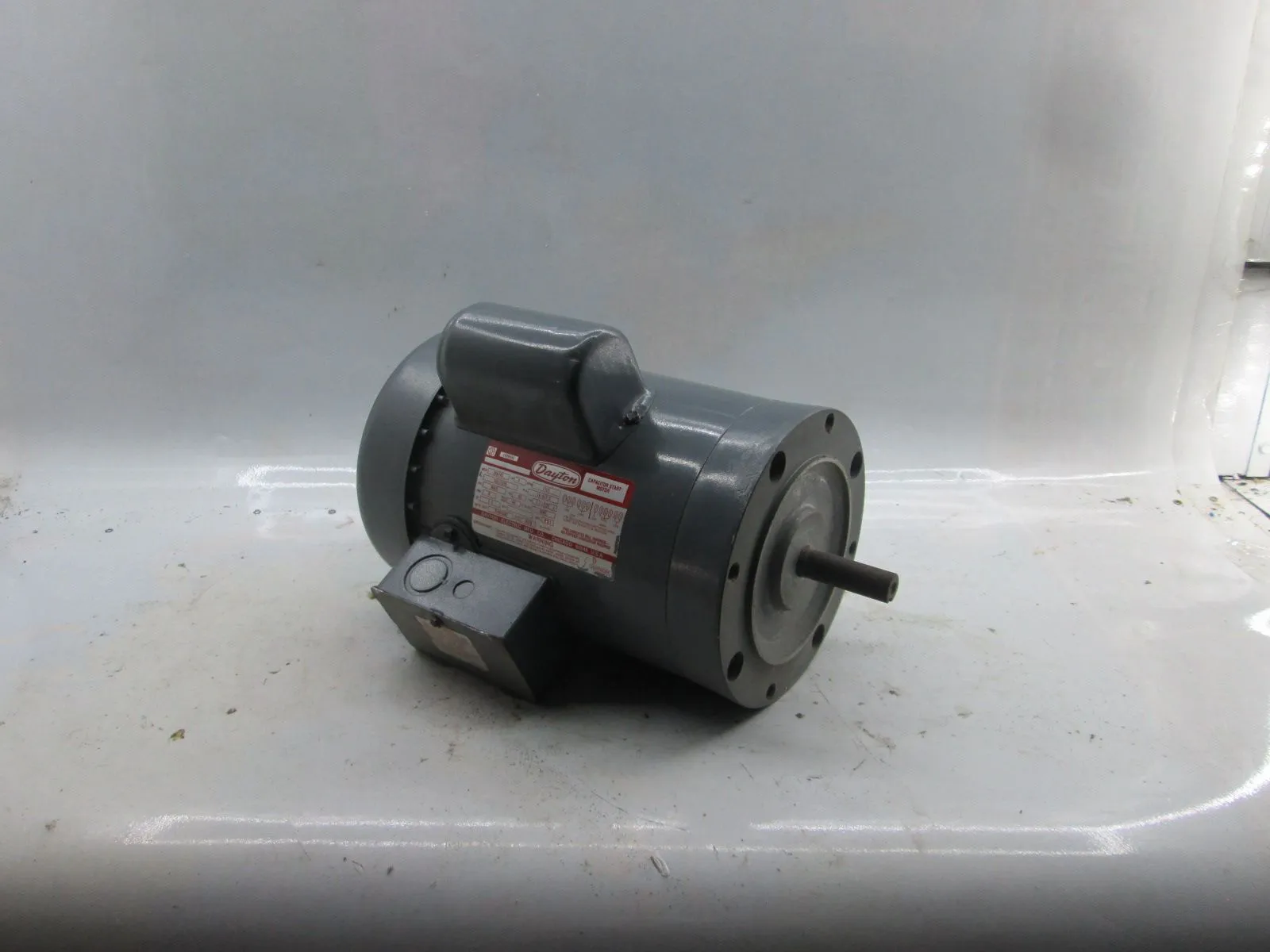 USED DAYTON 6K674C