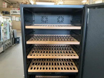 Used VINOTEMP EL-300GFEBRR Refrigerators Michigan US | Miedema Asset Management Group #1437348