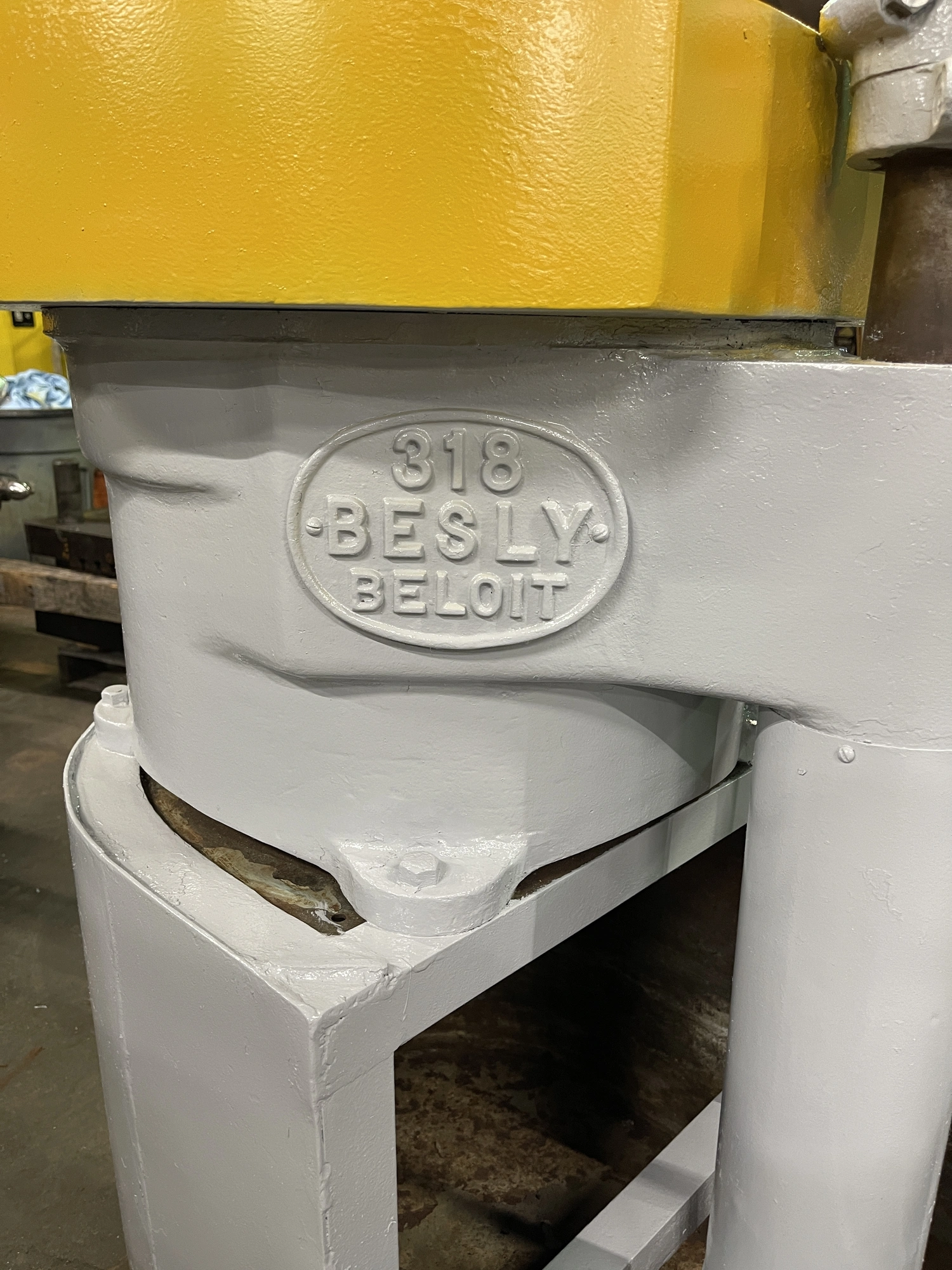 USED BESLY 318