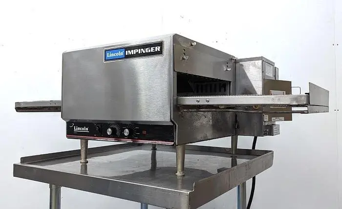 Used LINCOLN FOOD SERVICE PRODUCTS 1301 Electric Cooking Equipment British Columbia CA | Surrey Food Equipment #432420
