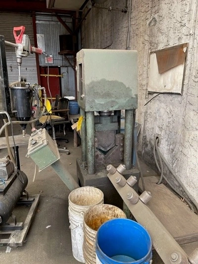 Used _UNKNOWN_ _UNKNOWN_ Angle & Bar Shears New Jersey US | National Machinery Exchange #1500437