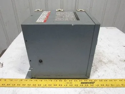 Square D 5S67F 240/440V Pri 110/220 V Sec 5kVa 1Ph Transformer