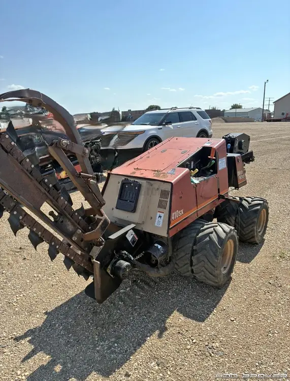 Used 2013 DITCH 2013 DITCH WITCH 410SX Walk-Behind Trenchers Florida US | HDD Broker #1393722