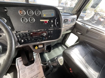 Used 2014 PETERBILT 365 Hydro Excavators California US | Big Truck & Equipment #1412279