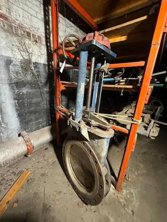 Used FABRI-VALVE MANUAL KNIFE GATE VALVE Valves/Fittings Pennsylvania US | Global Equipment International, LLC #1427867