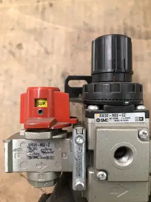 SMC AW20-N02-CZ 1/4″ Filter Regulator 7-125PSI