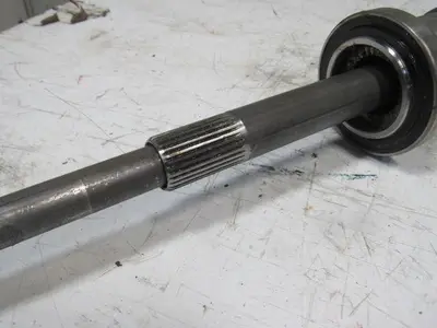 Yaskawa Motoman UP130 Wrist R Axis Shaft Assembly