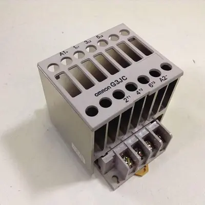 USED OMRON G3JC-208BL
