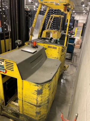 USED HYSTER R30XM2