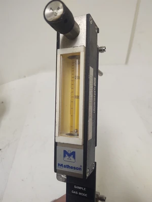 USED Dwyer FM-1000