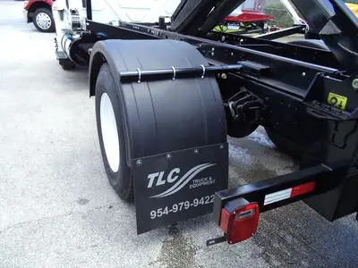 Used 2019 INTERNATIONAL _UNKNOWN_ Hooklifts & Roll-Offs Florida US | TLC Truck & Equipment #1568913