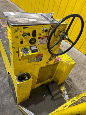 USED CUSHMAN 898361