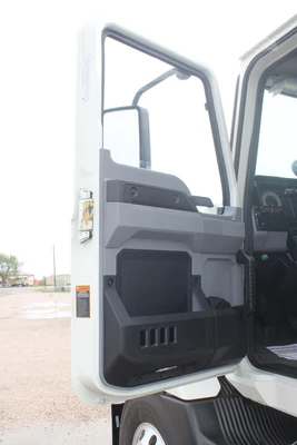 New | in-Stock 2025 MACK MD6 Rolloff Trucks Texas US | Roll Off Truck World #1491872