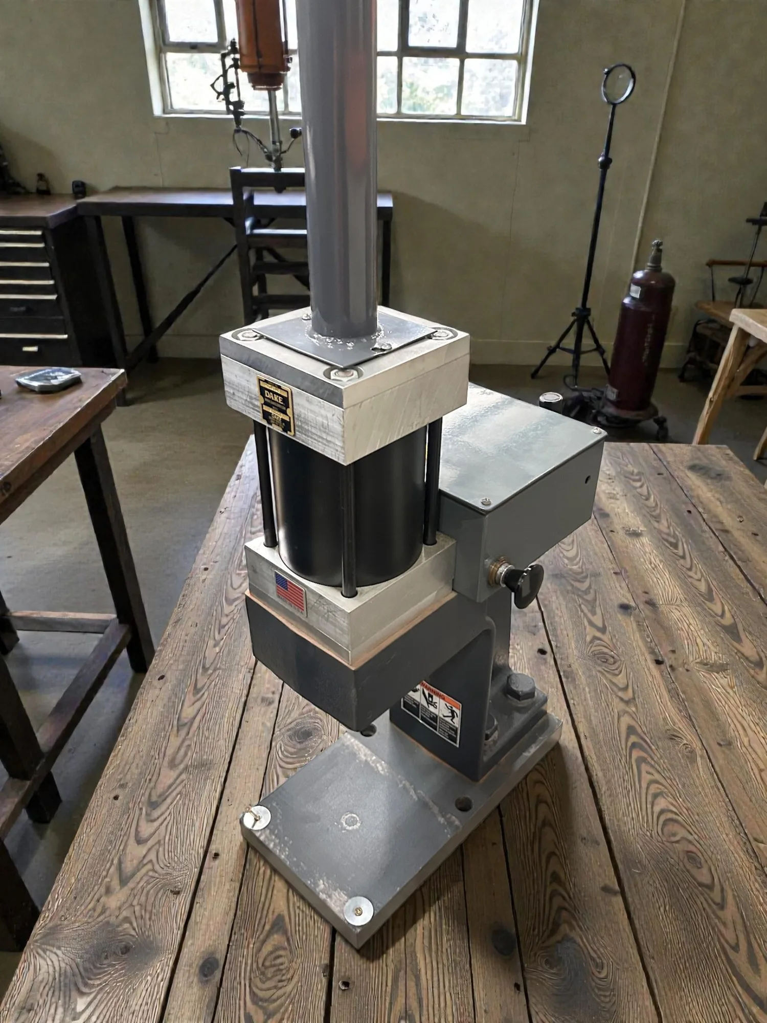 USED 2014 USED DAKE PRESSES DAKE 901220 PRESS