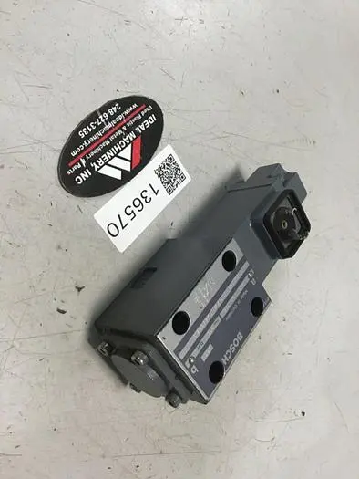 Used BOSCH 0 810 090 106 Valves/Fittings Michigan US | Ideal Machinery #579172