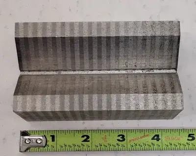 UNKNOWN BRAND MAGNETIC V-BLOCK SET OF 5, H: 1-7/8IN L: 4-3/8IN W: 2-3/8IN DIMENSIONS