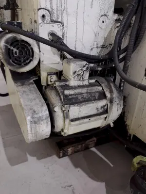 USED KEARNEY & TRECKER 1536A